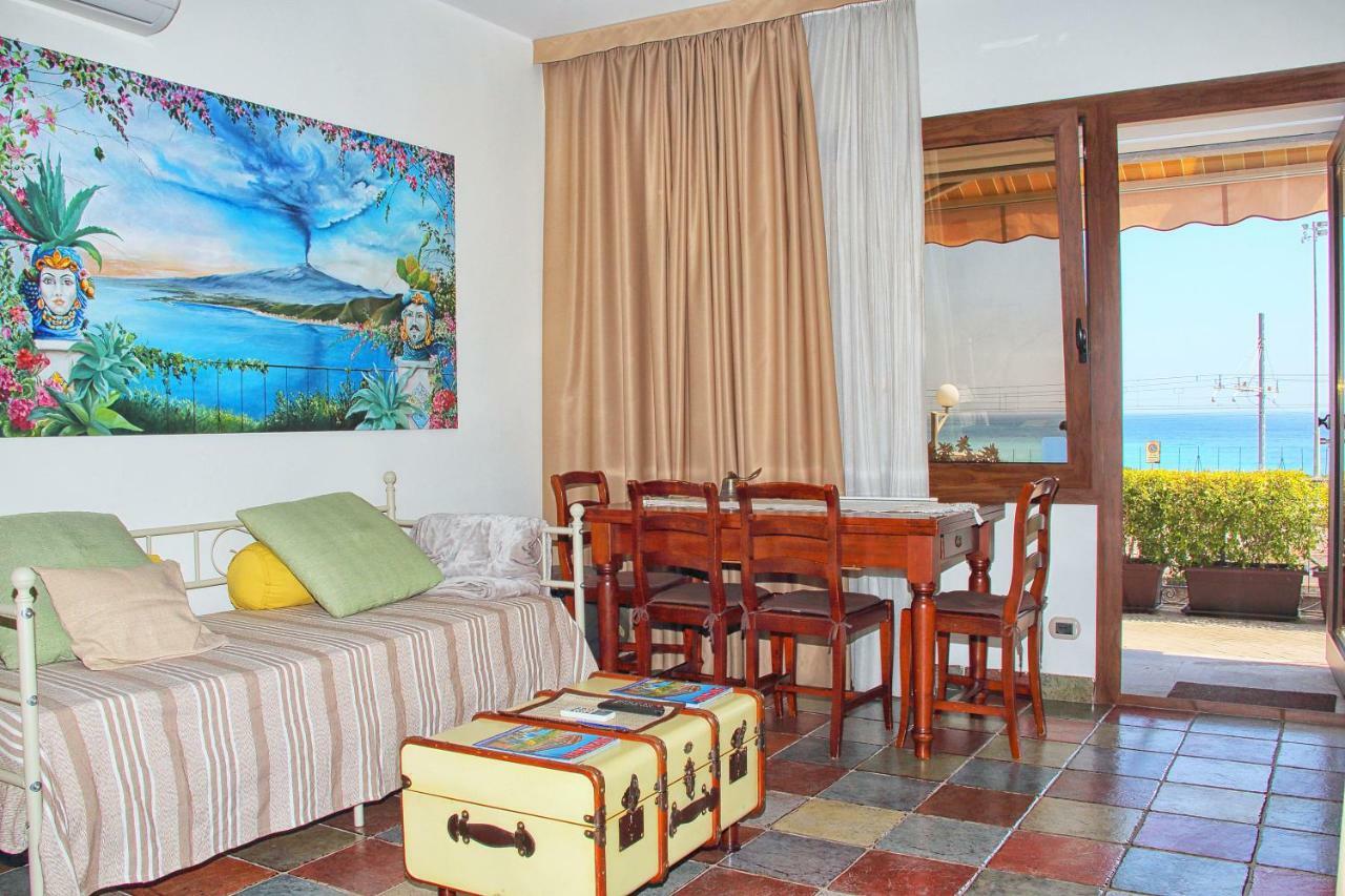Antica Stazione Apartment Taormina Exterior photo